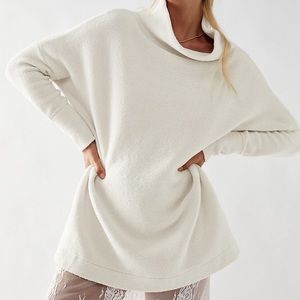 Free People Ottoman Slouchy tunic in Ecru size small